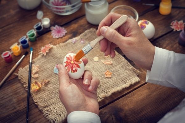 TALLER DE MANUALIDADES